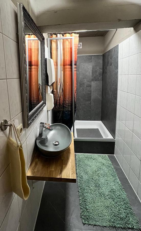 Hostel Fehmarn Mehrbett-Zimmer Exteriör bild